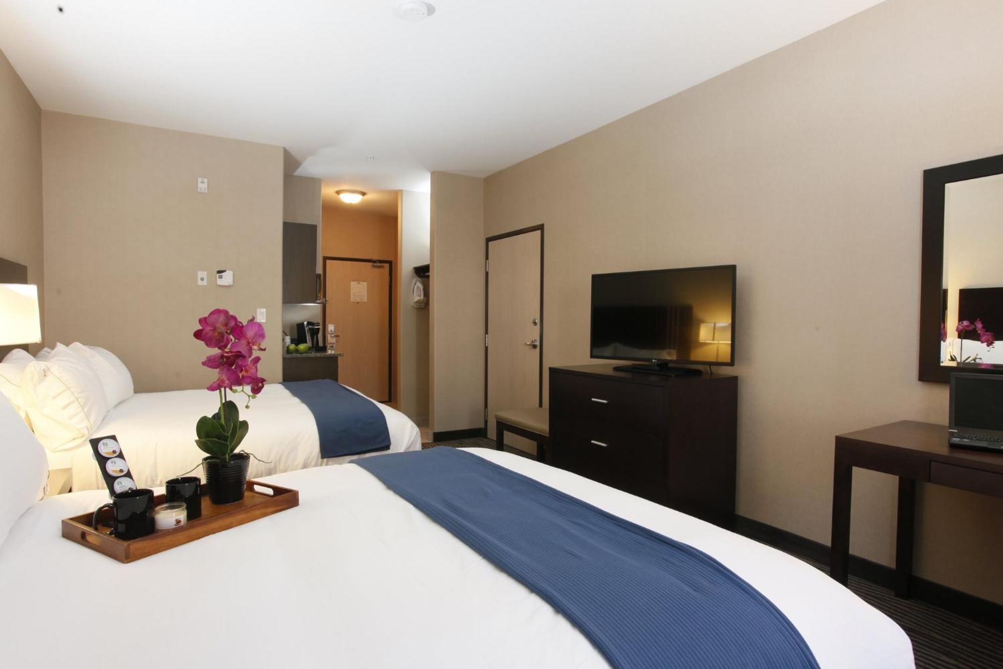 Holiday Inn Express Fort St John By Ihg Fort St. John Exterior foto