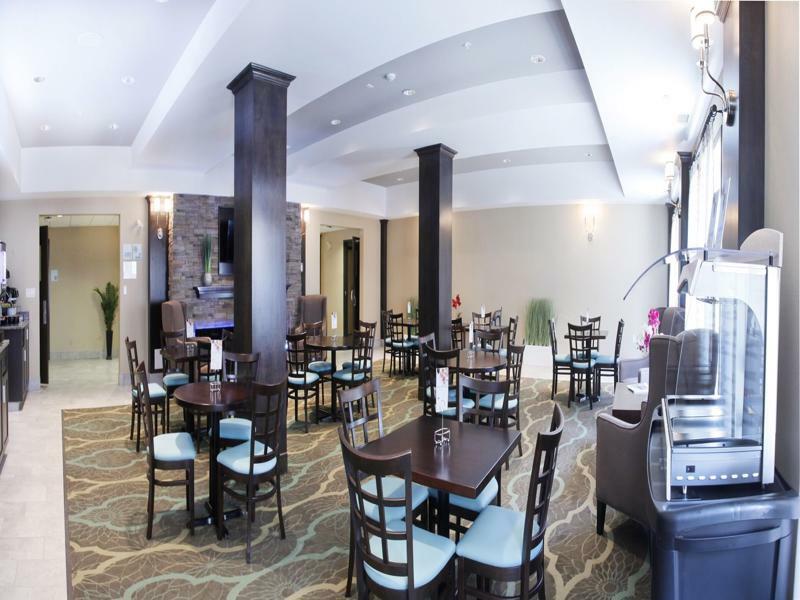 Holiday Inn Express Fort St John By Ihg Fort St. John Exterior foto